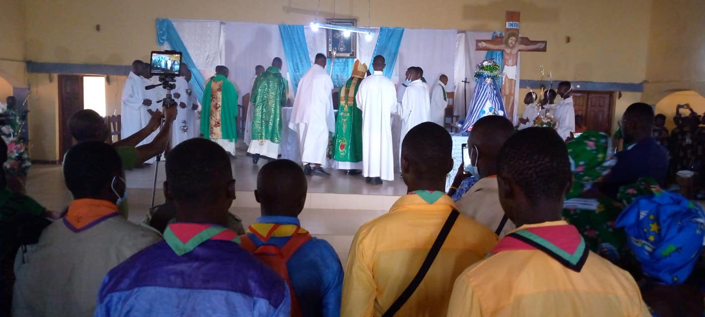 Messe d'accueil de l'évêque